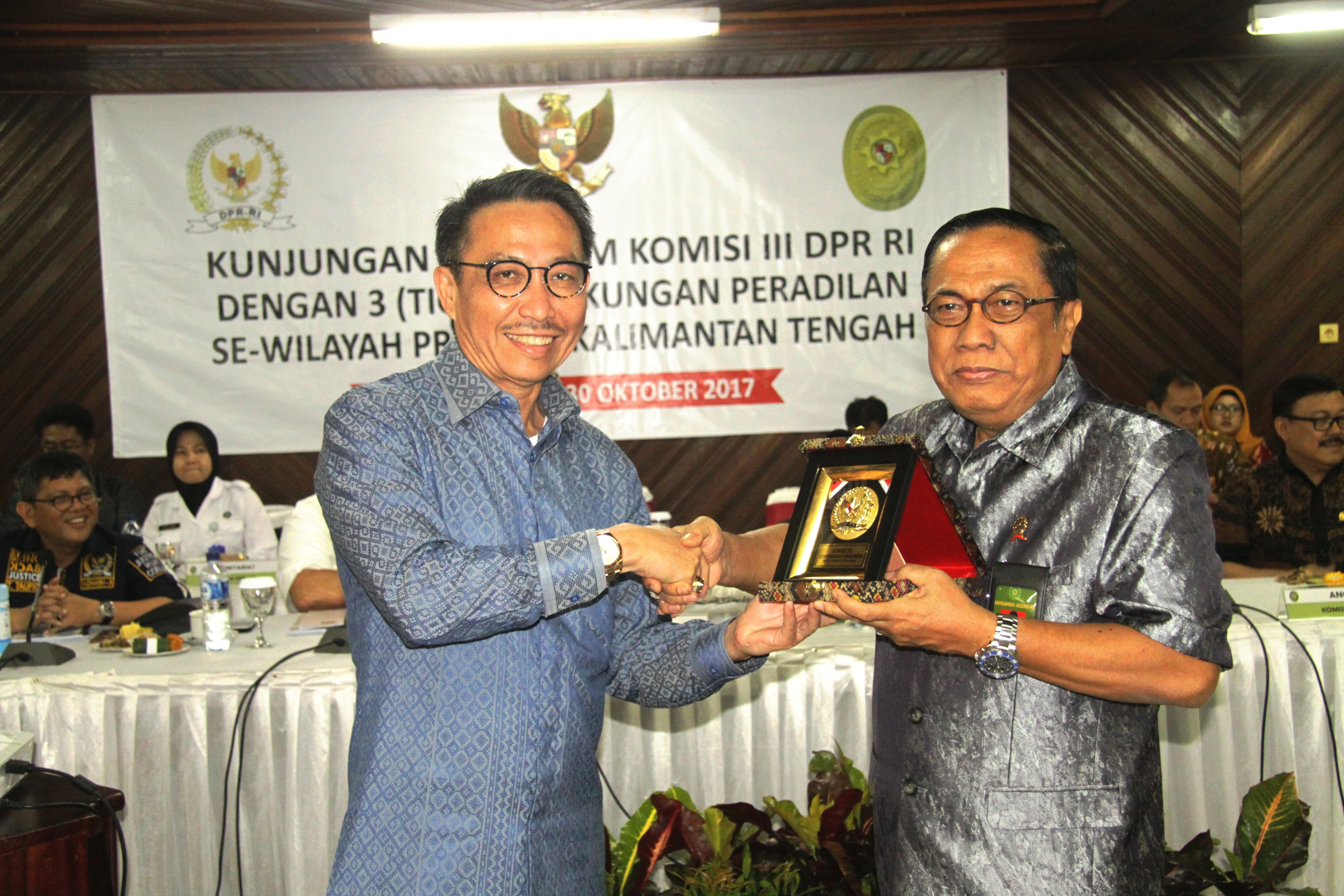 https://www.mahkamahagung.go.id/cms/media/4296