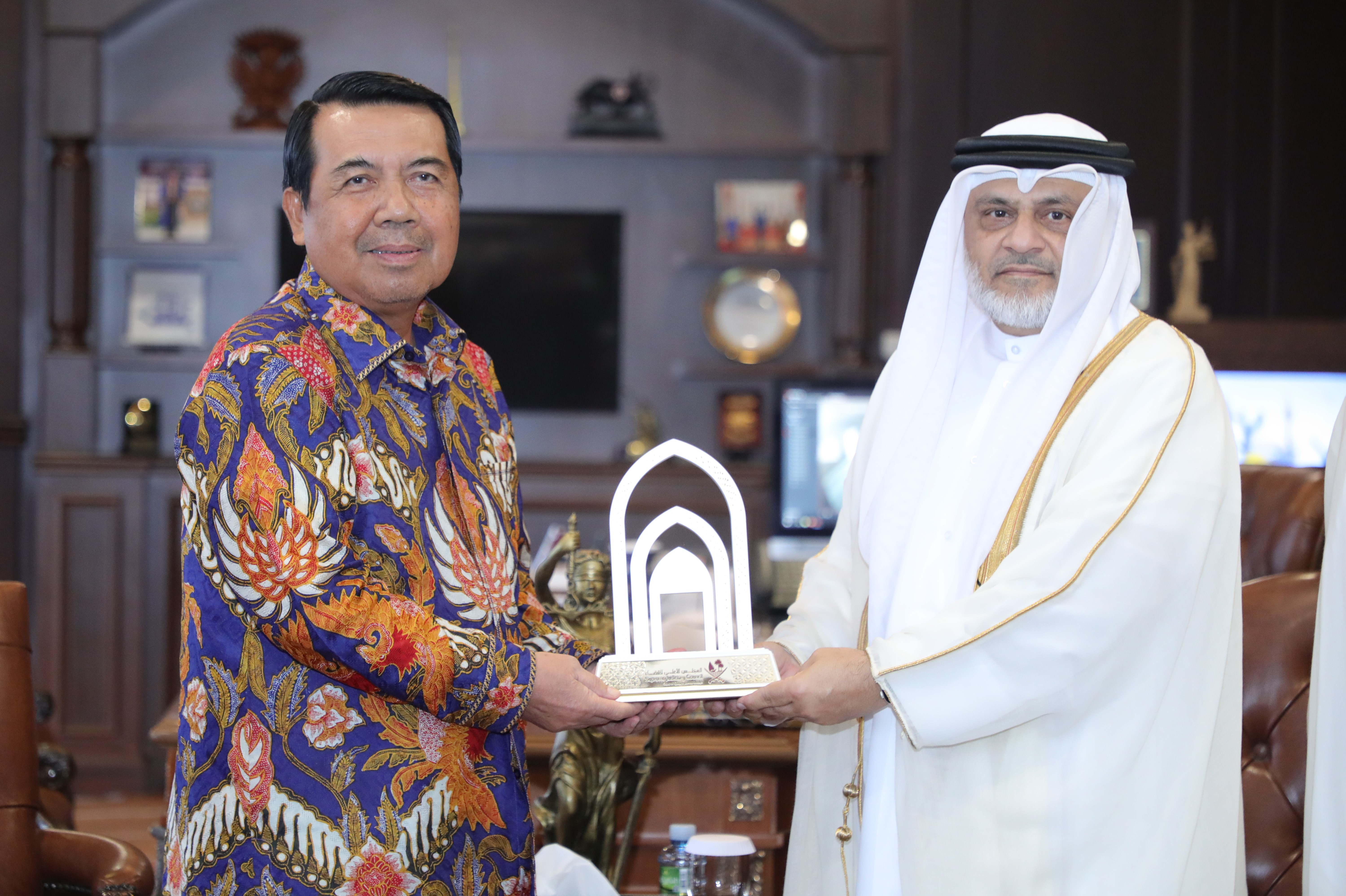 KETUA MAHKAMAH AGUNG MENERIMA KUNJUNGAN WAKIL KETUA MA QATAR