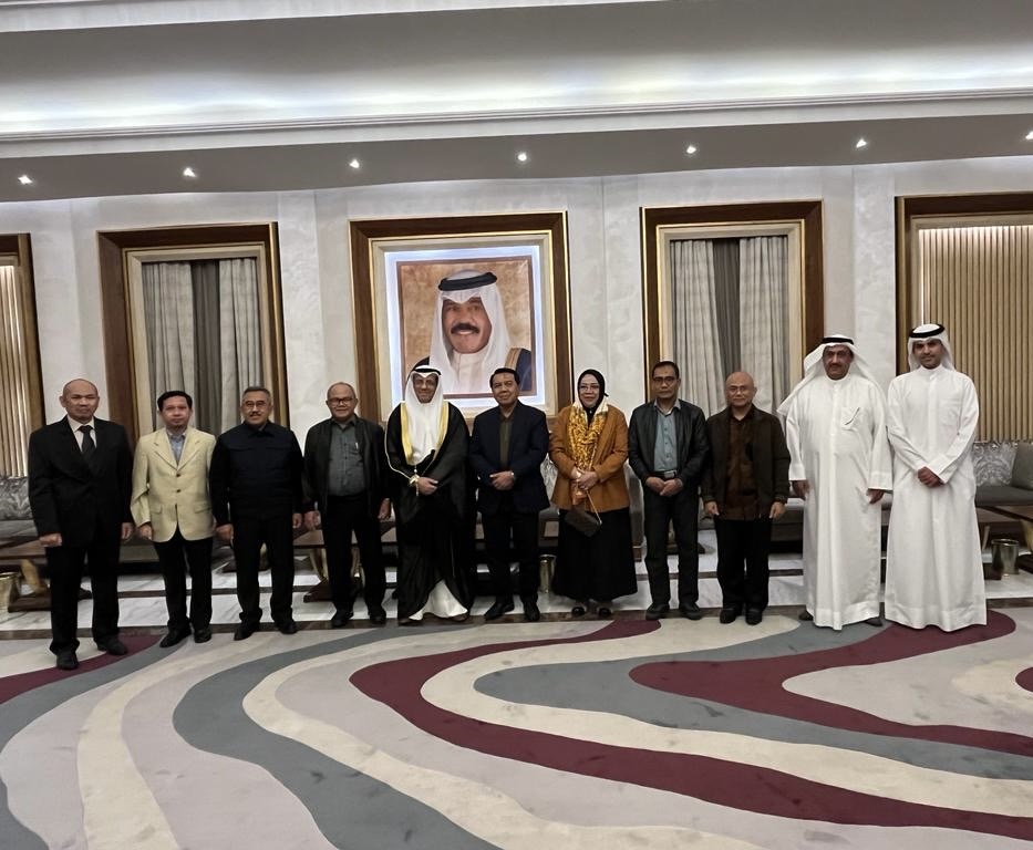 MAHKAMAH AGUNG RI DAN DEWAN PERADILAN AGUNG KUWAIT MEMPERKUAT HUBUNGAN KERJA SAMA