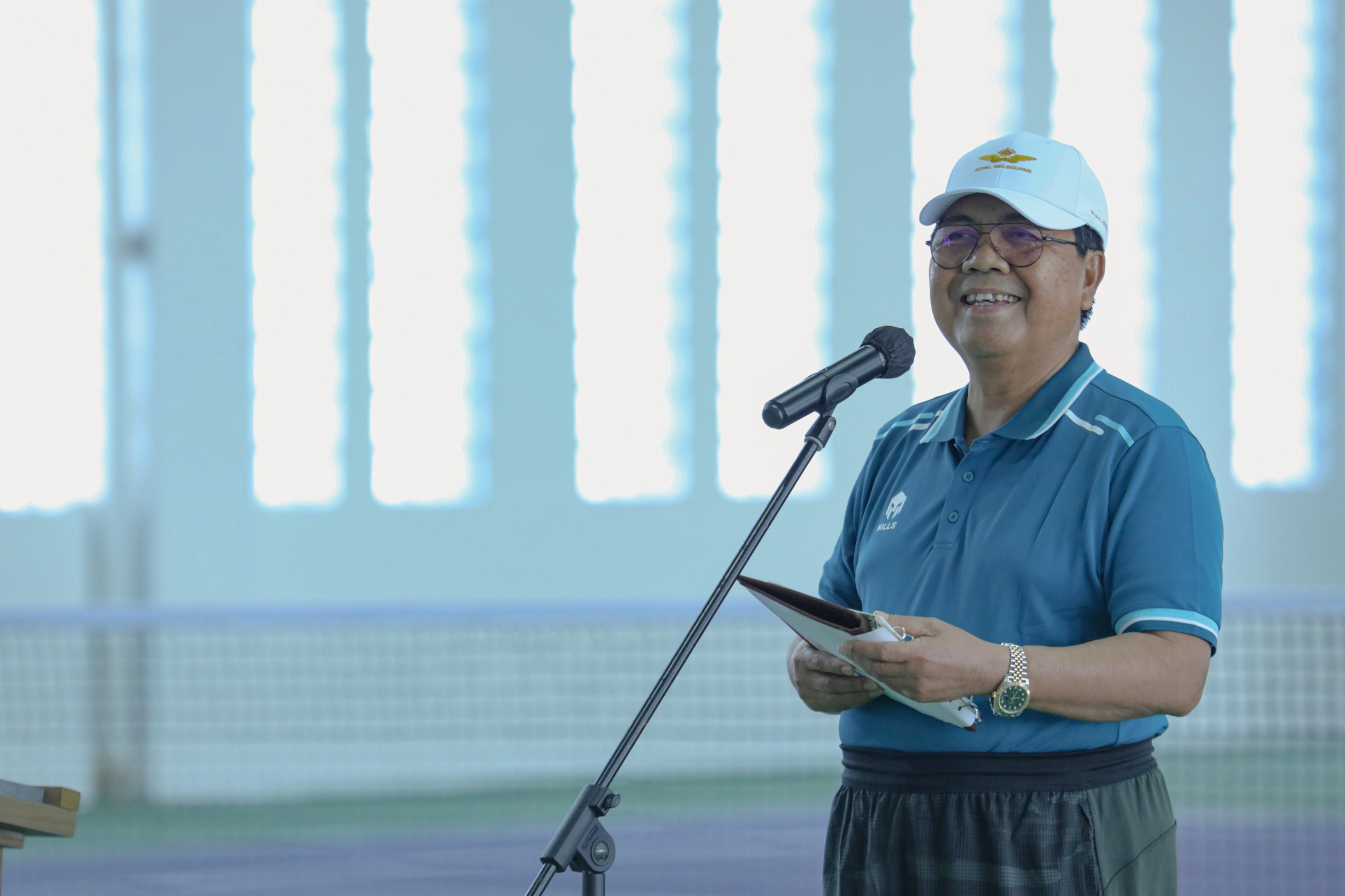 KETUA MAHKAMAH AGUNG RESMIKAN LAPANGAN TENIS MAHKAMAH AGUNG