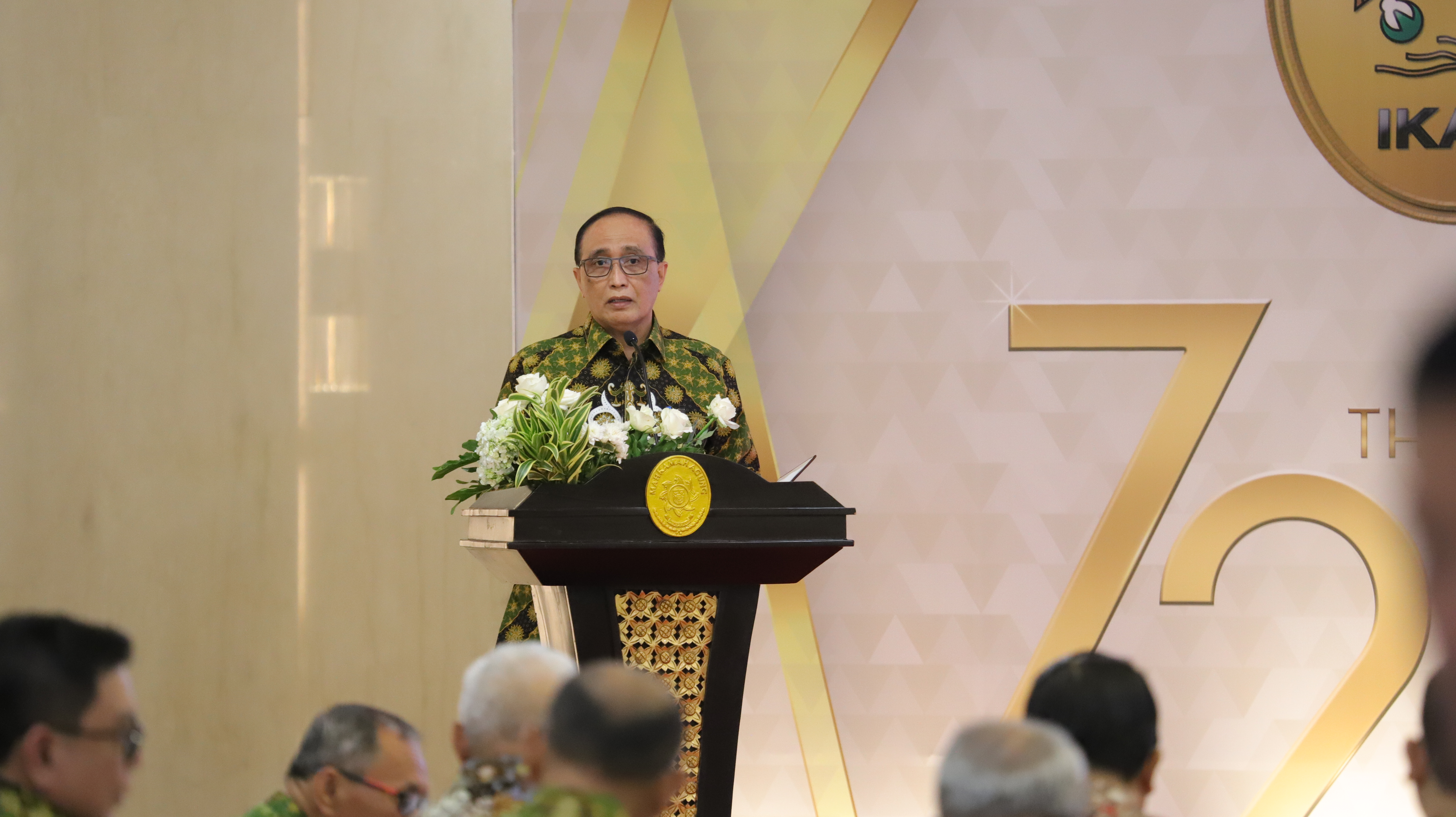 KETUA MA  MINTA HAKIM INDONESIA UNTUK HINDARI DAN JAUHI PELAYANAN YANG BERSIFAT TRAKSAKSIONAL