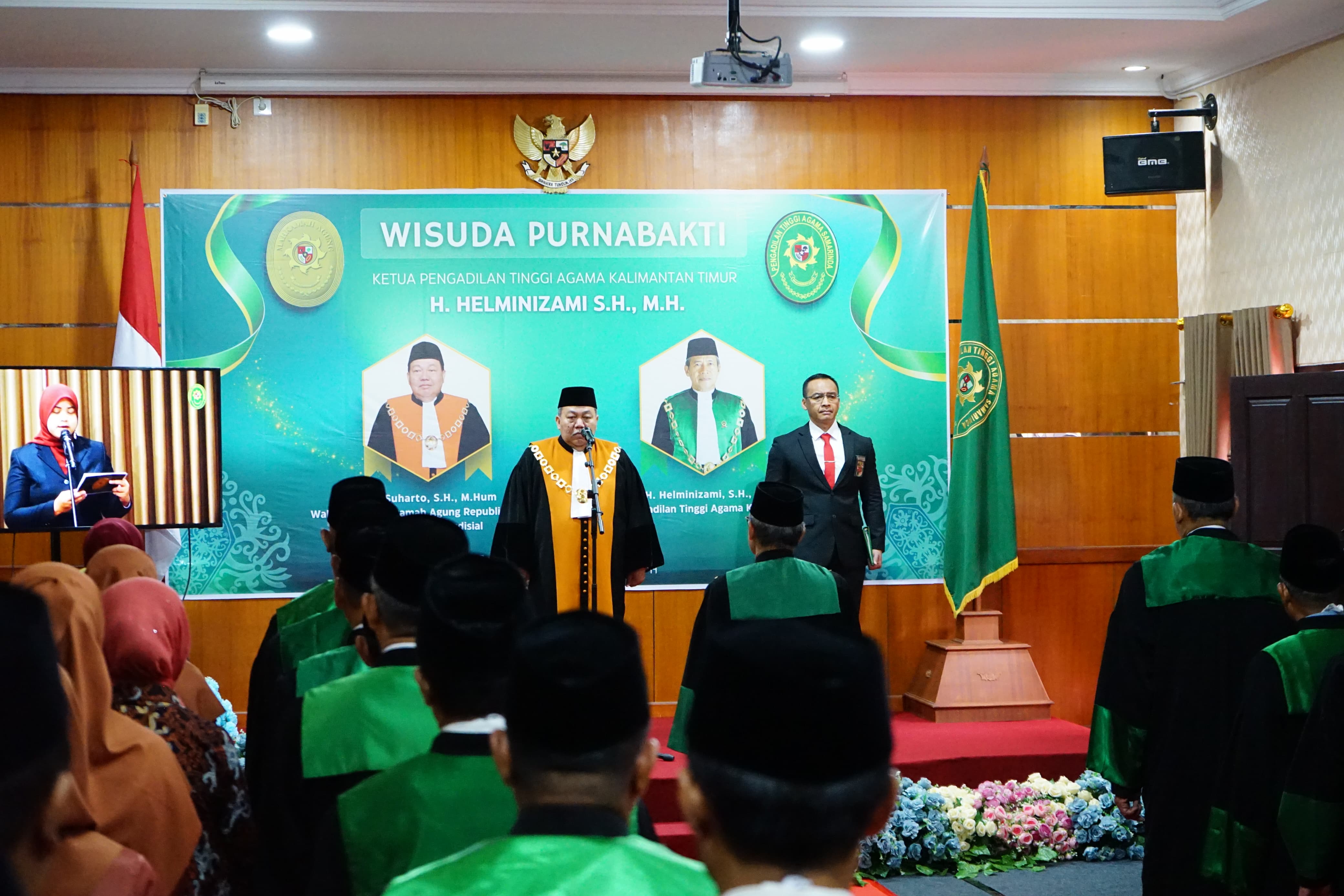 40 TAHUN MENGABDI DIDUNIA PERADILAN, WAKIL KETUA MA BIDANG NON YUDISIAL MELEPAS KPTA SAMARINDA