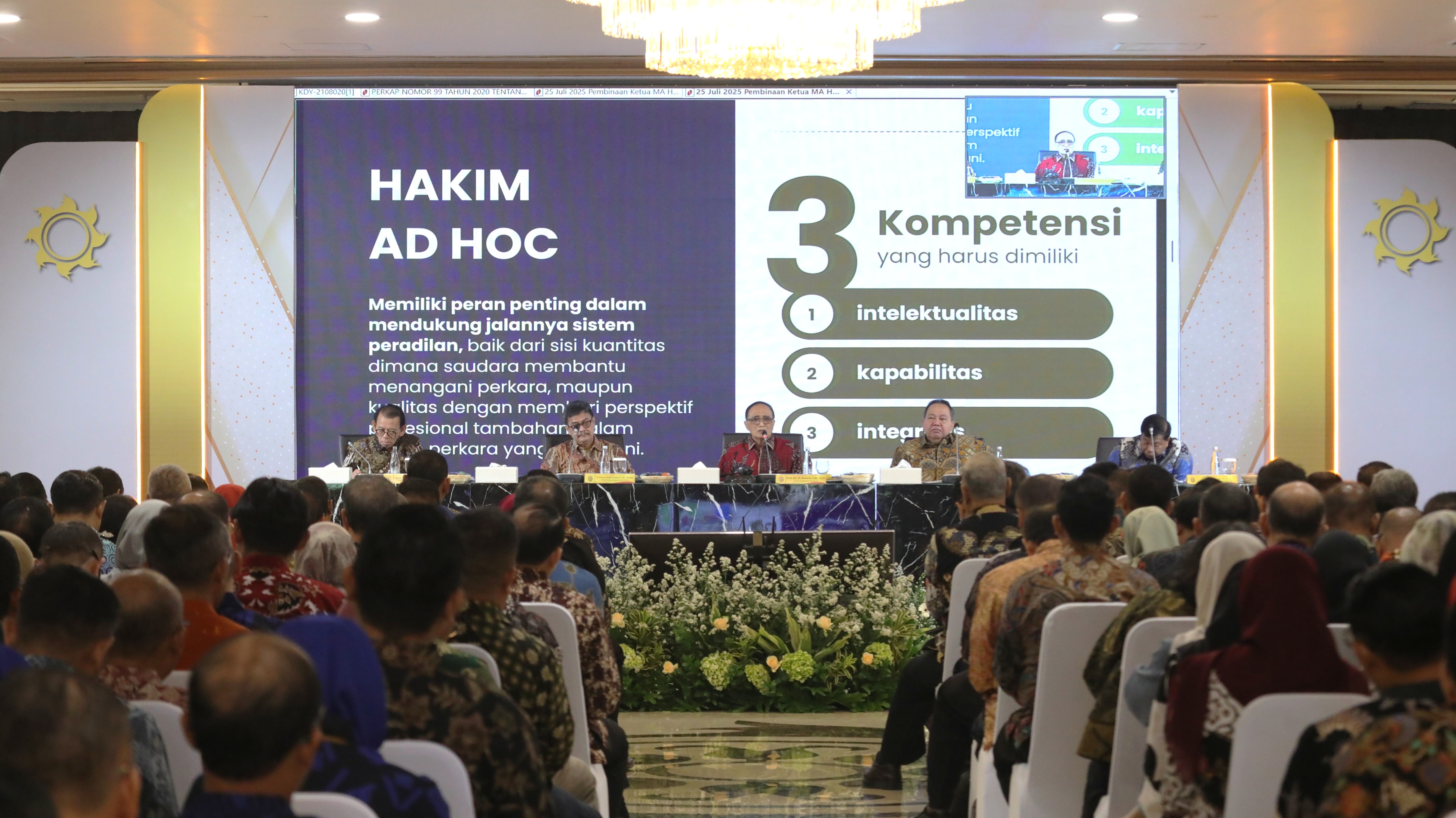 BERIKAN PEMBINAAN KEPADA PARA HAKIM AD HOC, KETUA MA: ADA TIGA KOMPETENSI YANG HARUS DIMILIKI