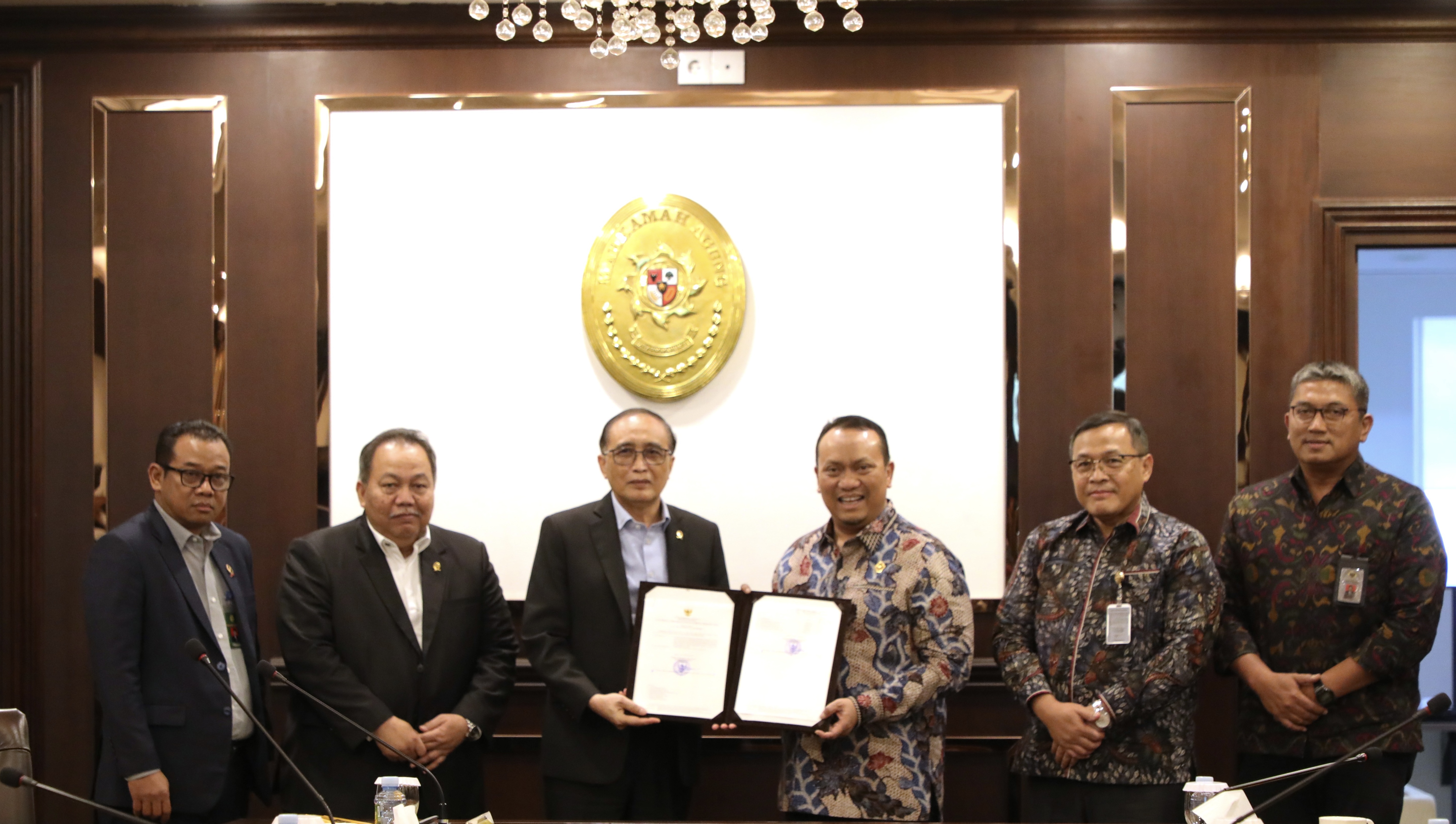 MAHKAMAH AGUNG RAIH OPINI WTP KE-13 DARI BPK