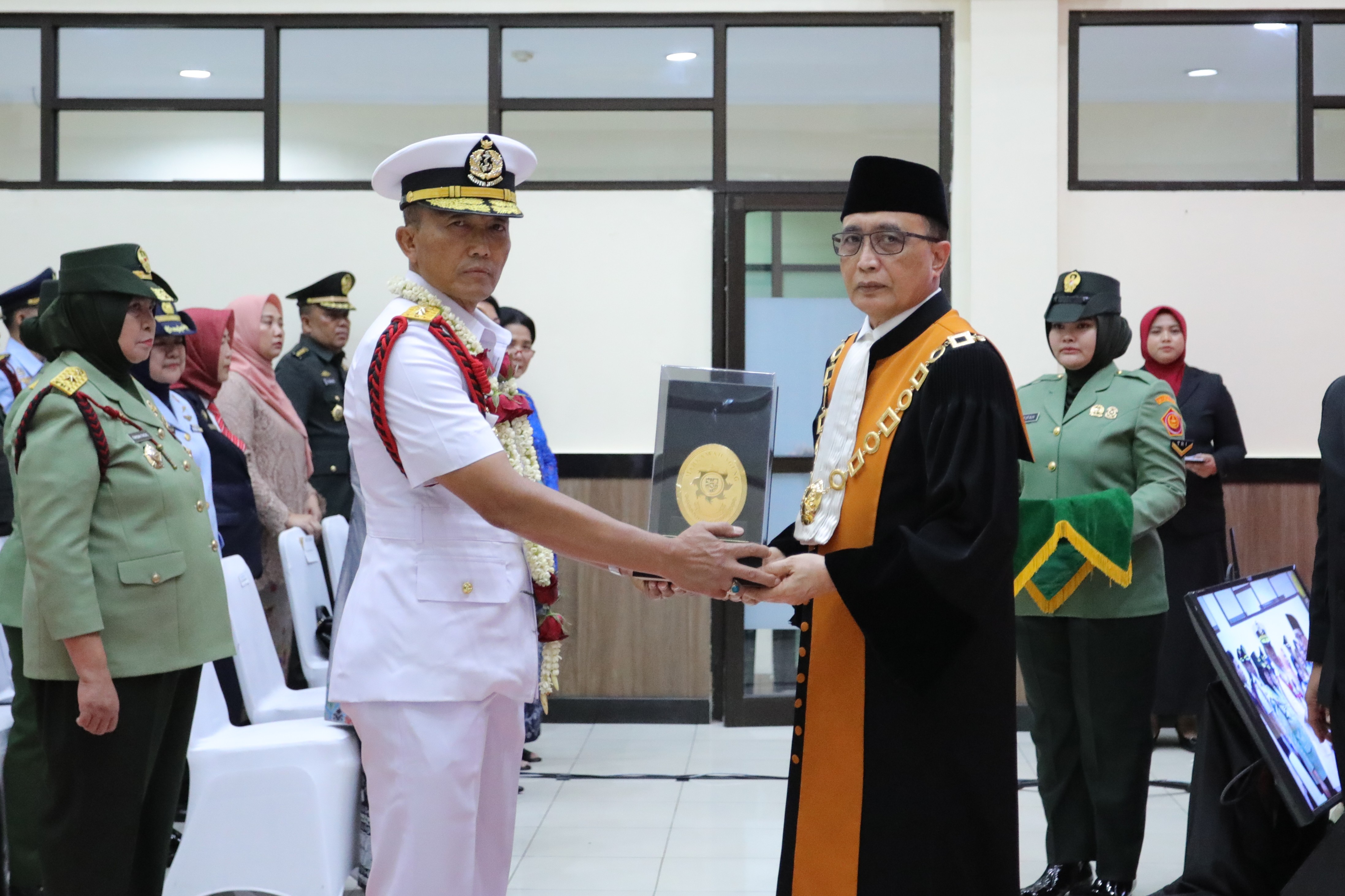 PURNABAKTI KADILMILTAMA, KETUA MA: PENGABADIAN BERAKHIR DENGAN TERHORMAT