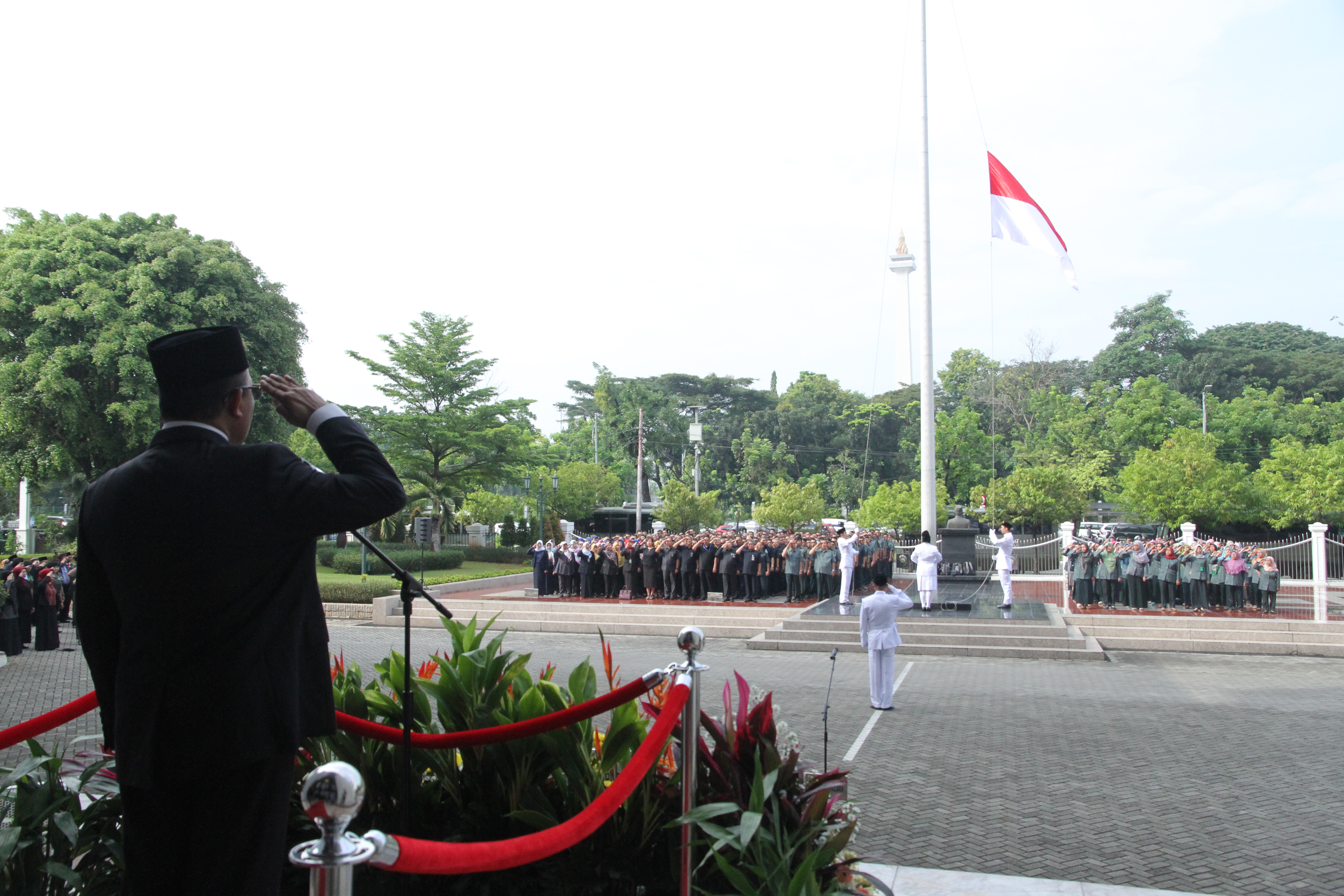 PEMBANGUNAN SUMBER DAYA MANUSIA MEMPERKUAT PONDASI KEBANGKITAN NASIONAL INDONESIA DI ERA DIGITAL