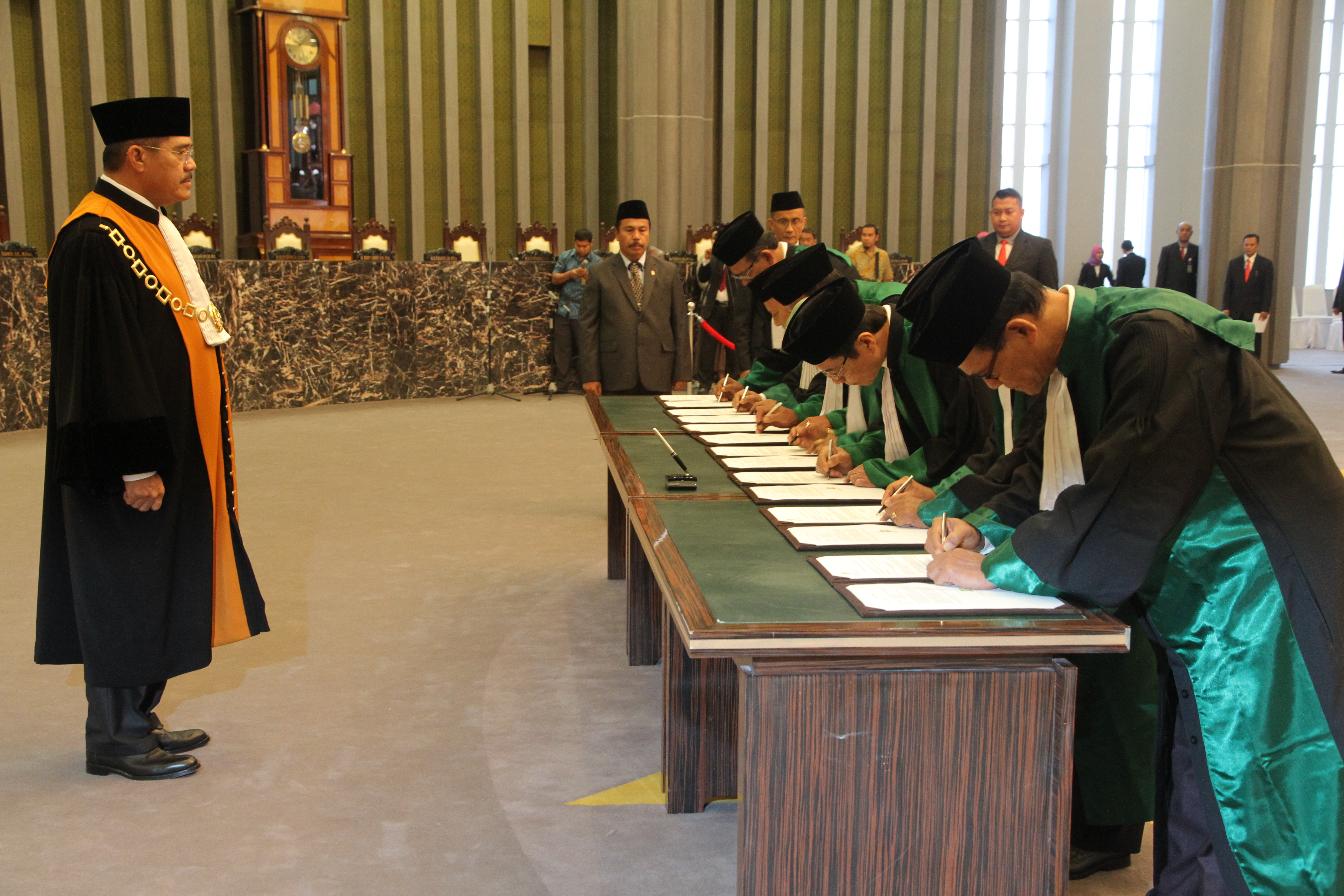 CHIEF JUSTICE INAUGURATES 7 HEADS OF HIGH RELIGIOUS COURT