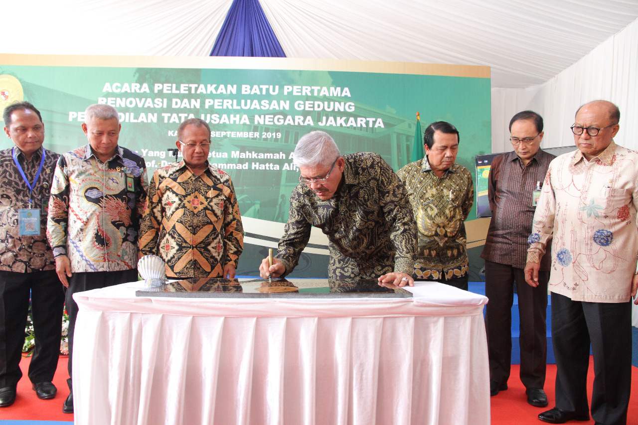 KATUA MA MELETAKAN BATU PERTAMA PERLUASAN GEDUNG PTUN JAKARTA