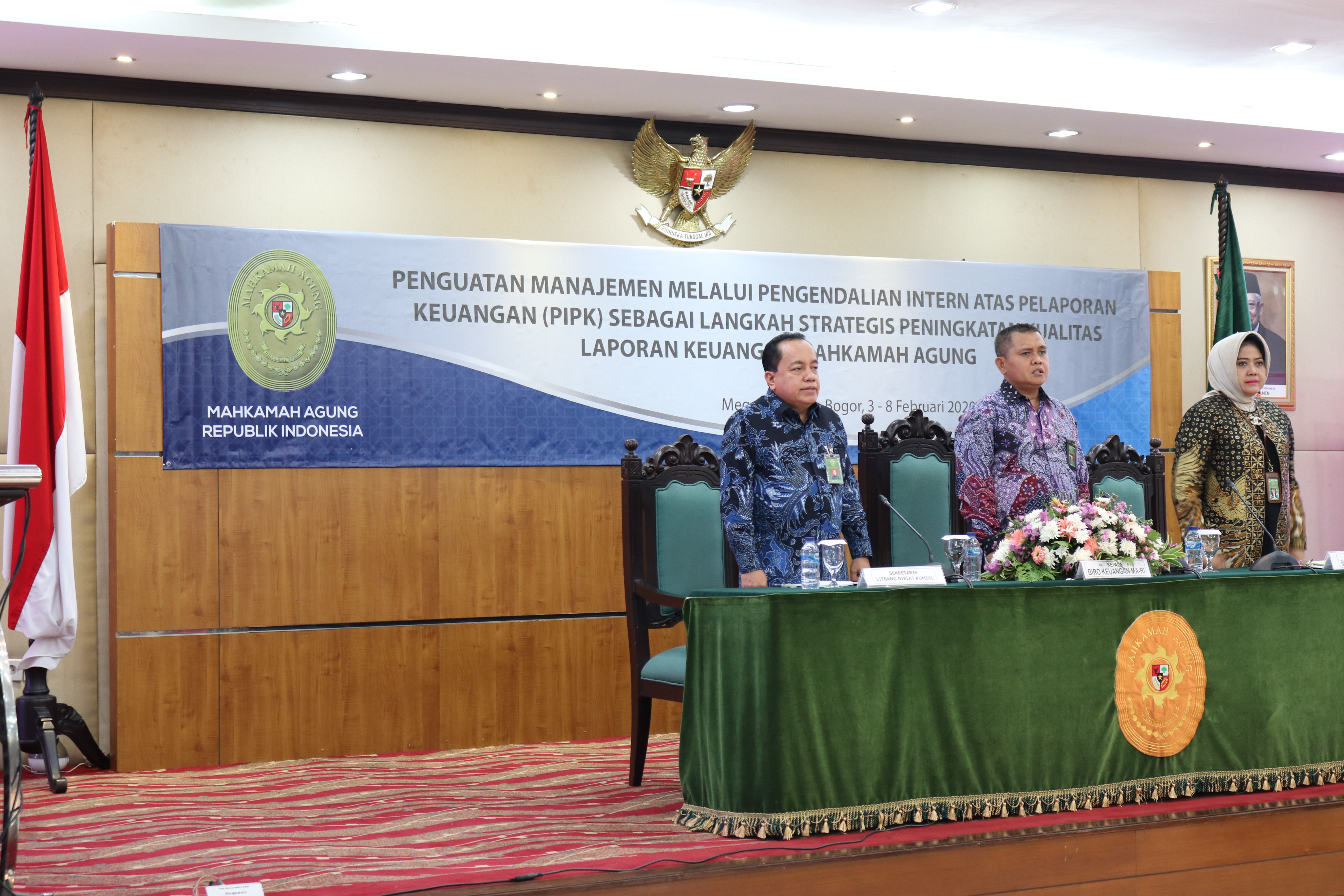 KEPALA BIRO KEUANGAN MAHKAMAH AGUNG MEMBUKA KEGIATAN LAPORAN KEUANGAN DENGAN TEMA “PENGUATAN MANAJEMEN MELALUI PENGENDALIAN INTERN ATAS PELAPORAN KEUANGAN  (PIPK) SEBAGAI LANGKAH STRATEGIS PENINGKATAN KUALITAS  LAPORAN KEUANGAN MAHKAMAH AGUNG”