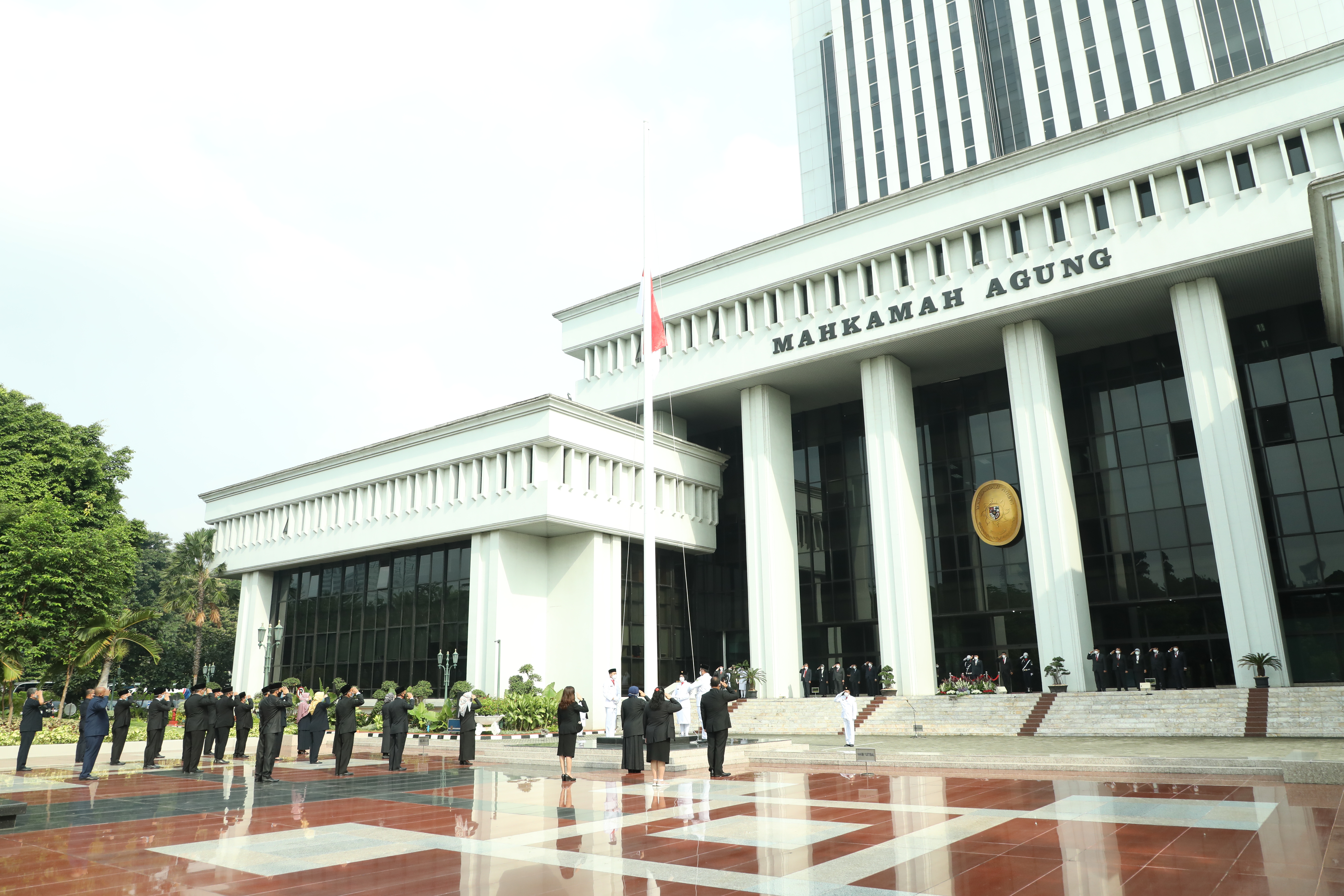 THE SUPREME COURT COMMEMORATES THE 75TH NATIONAL HEROES DAY of 2020
