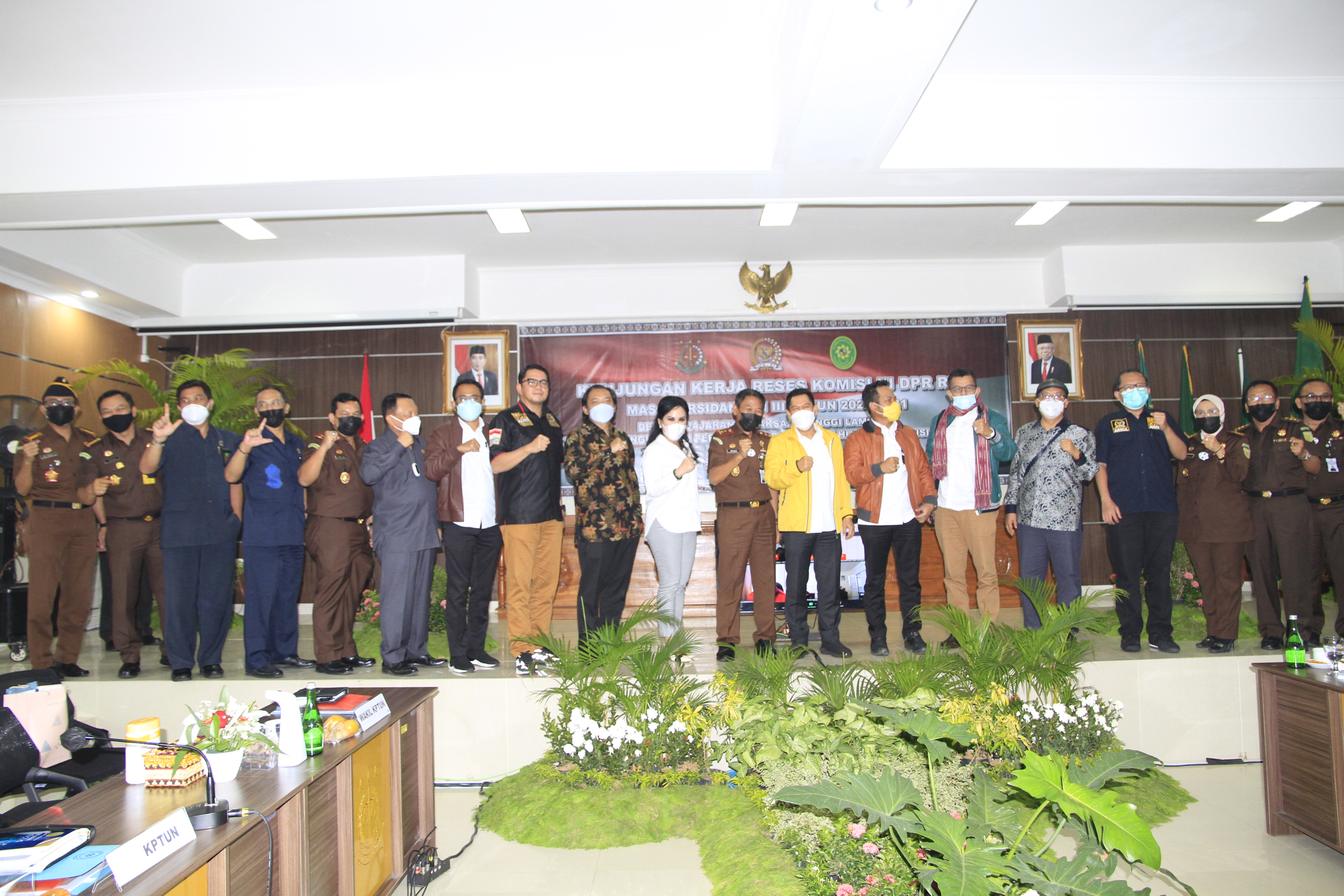 RAPAT KERJA KUNJUNGAN KOMISI III DPR RI KE WILAYAH HUKUM PROPINSI LAMPUNG